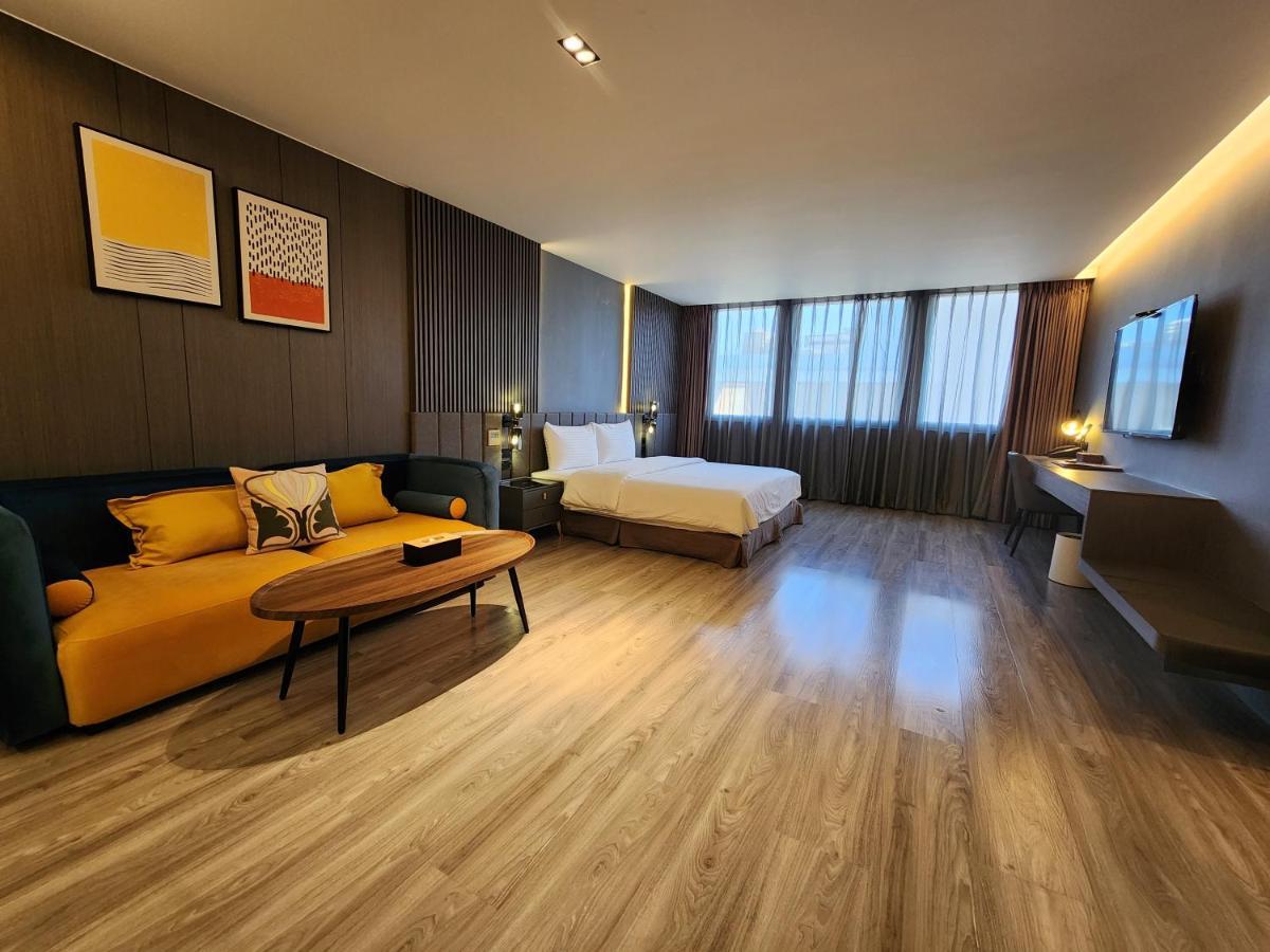 Hualien Pink Corner Hotel Hualien City Exterior foto