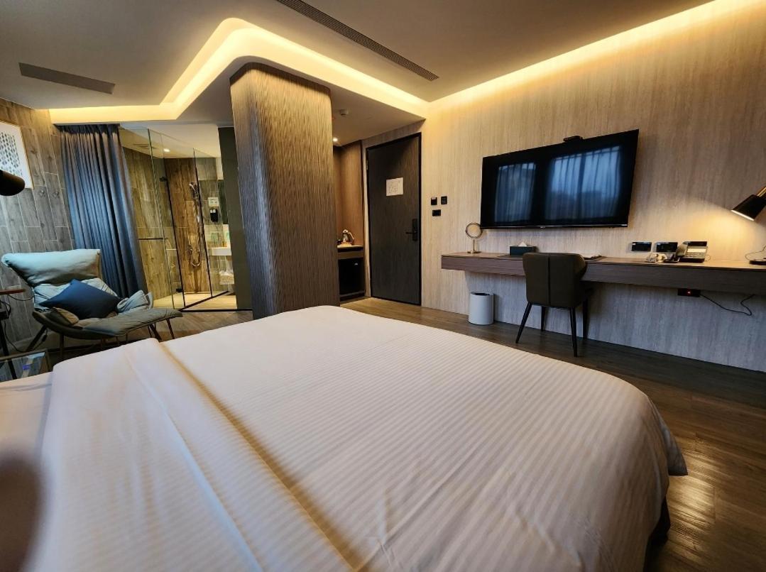 Hualien Pink Corner Hotel Hualien City Exterior foto