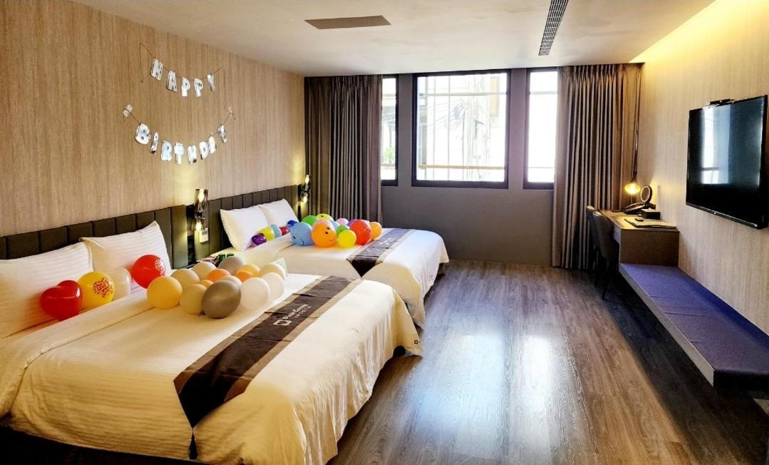 Hualien Pink Corner Hotel Hualien City Exterior foto